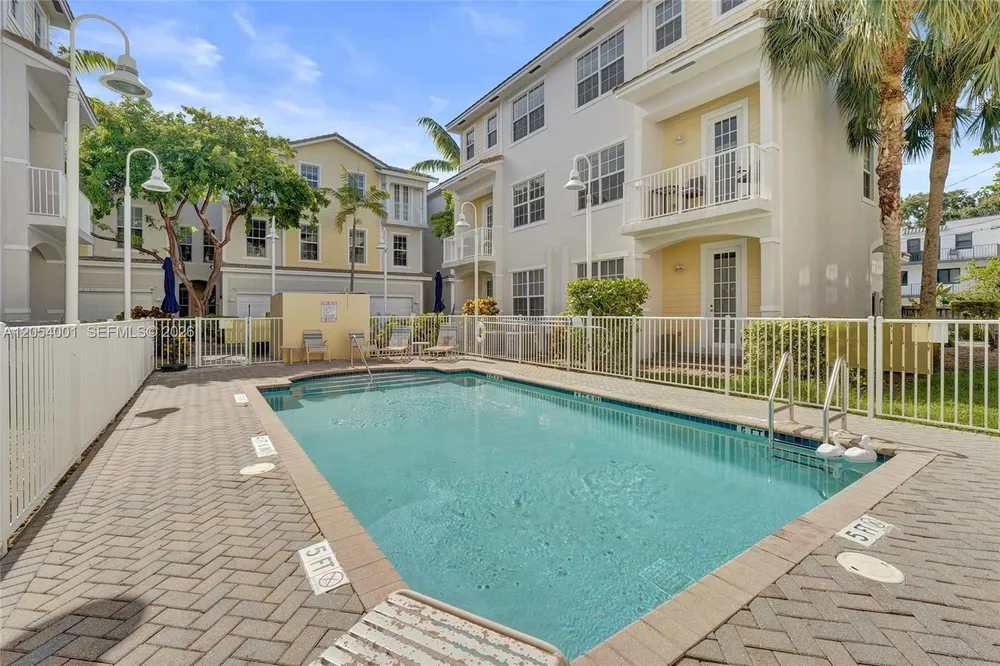 2726 Old Florida Trail, Wilton Manors, FL 33334