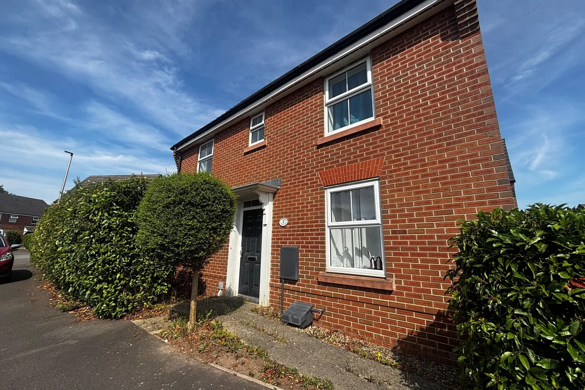 Siskin Close, WINSFORD