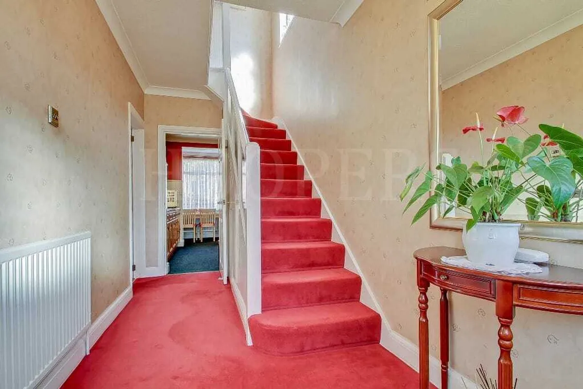 Ashcombe Park, London, NW2