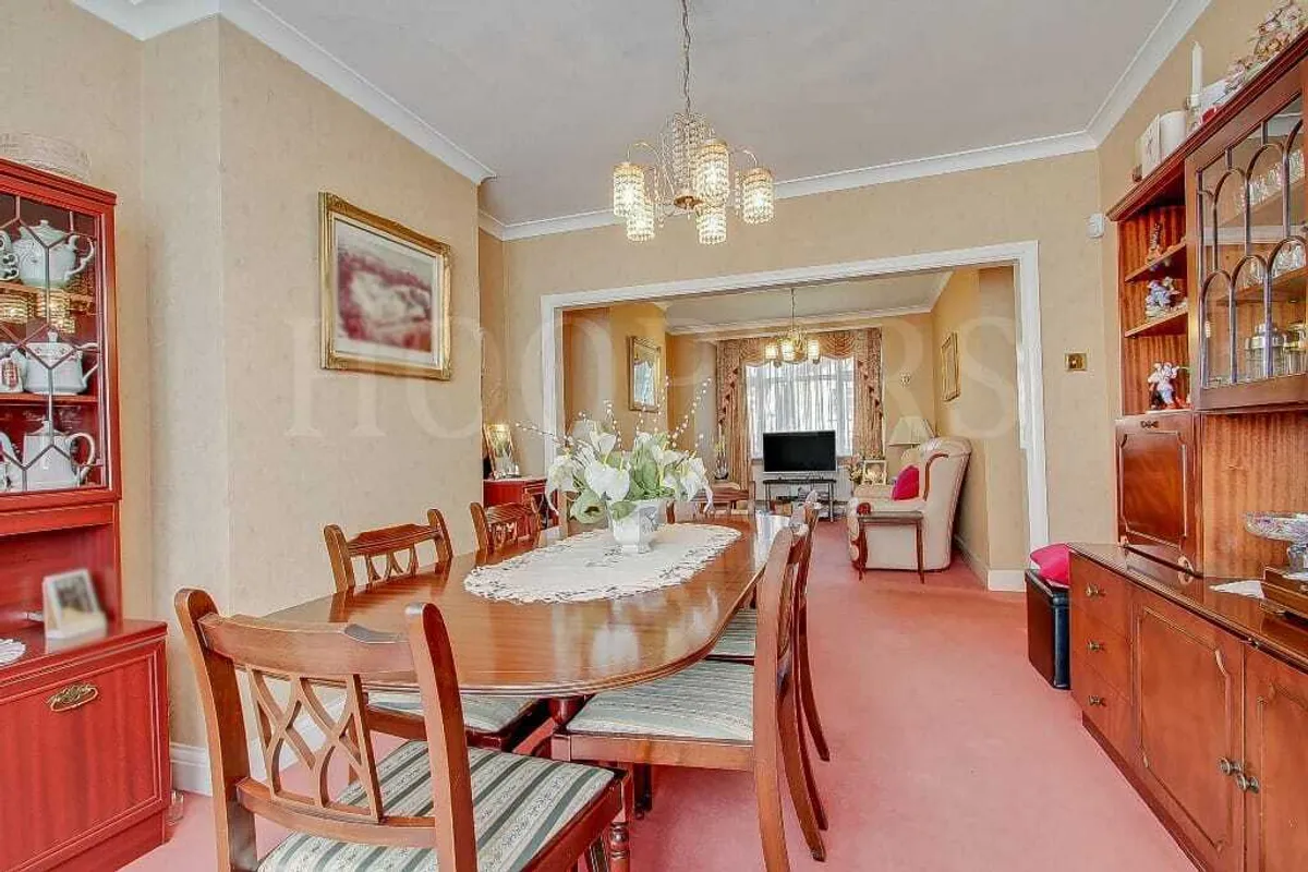 Ashcombe Park, London, NW2