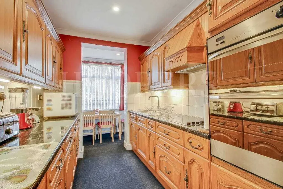 Ashcombe Park, London, NW2