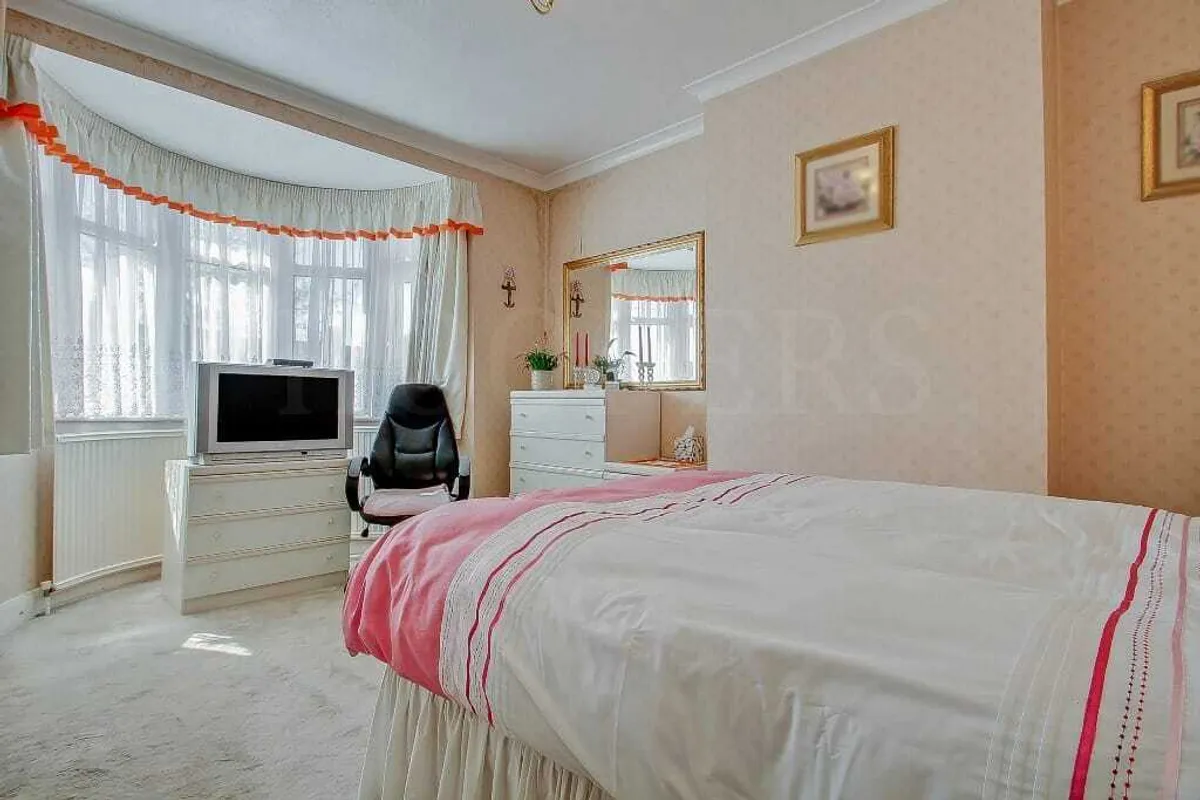 Ashcombe Park, London, NW2