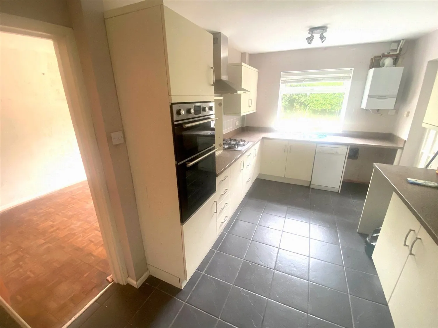 Luton Road, Toddington, LU5 photo 3