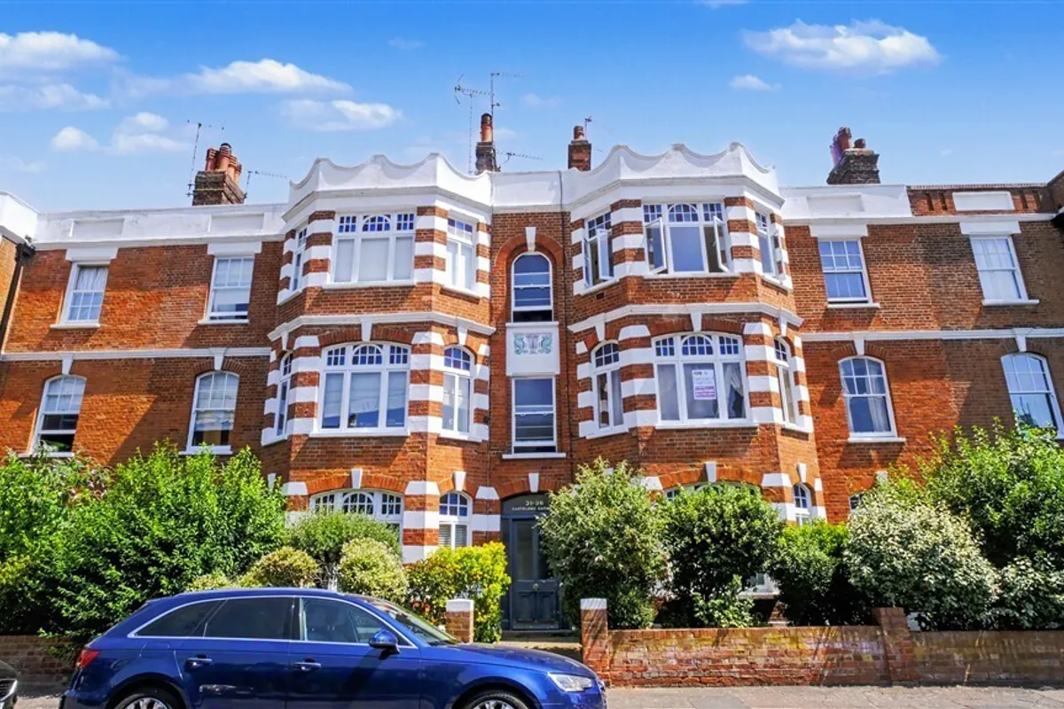 Castelnau Gardens, London