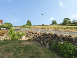 Glanvill Way, Honiton thumb 2