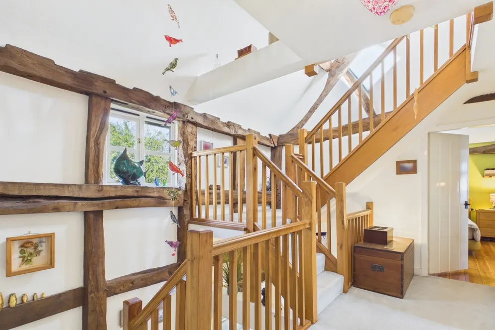 Property carousel item 19