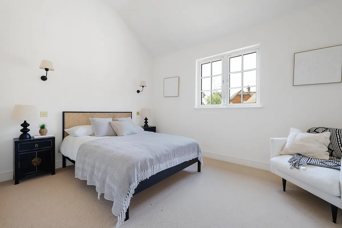 Old Farm Close, Charlwood, Surrey, RH6