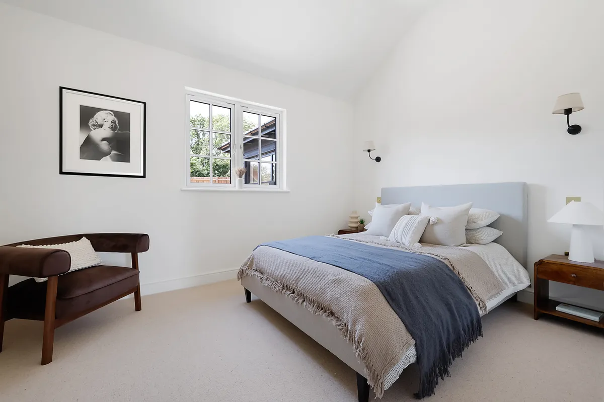 Old Farm Close, Charlwood, Surrey, RH6