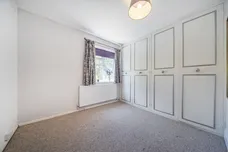 Blackhouse Road, Colgate, RH13 photo 9