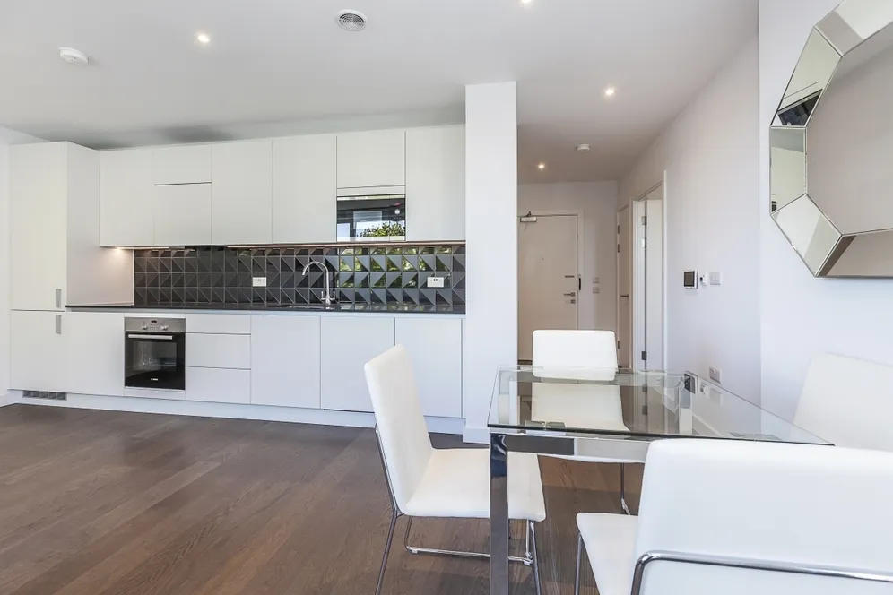 Tarling House, Elephant  Castle, SE17 photo 3