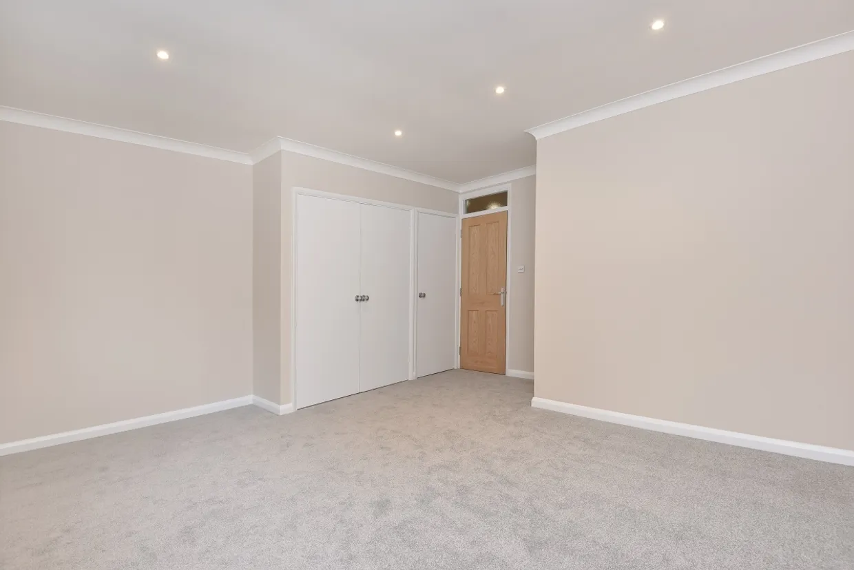 Albury Road Guildford GU1 photo 9