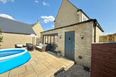 Milking Path Way, Fairford
