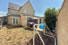 Milking Path Way, Fairford