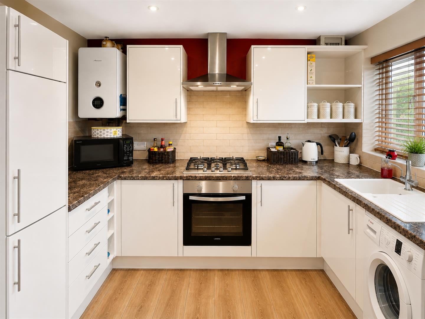 Kinnaird Close, Slough Image 4