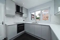 Askew Avenue, HULL