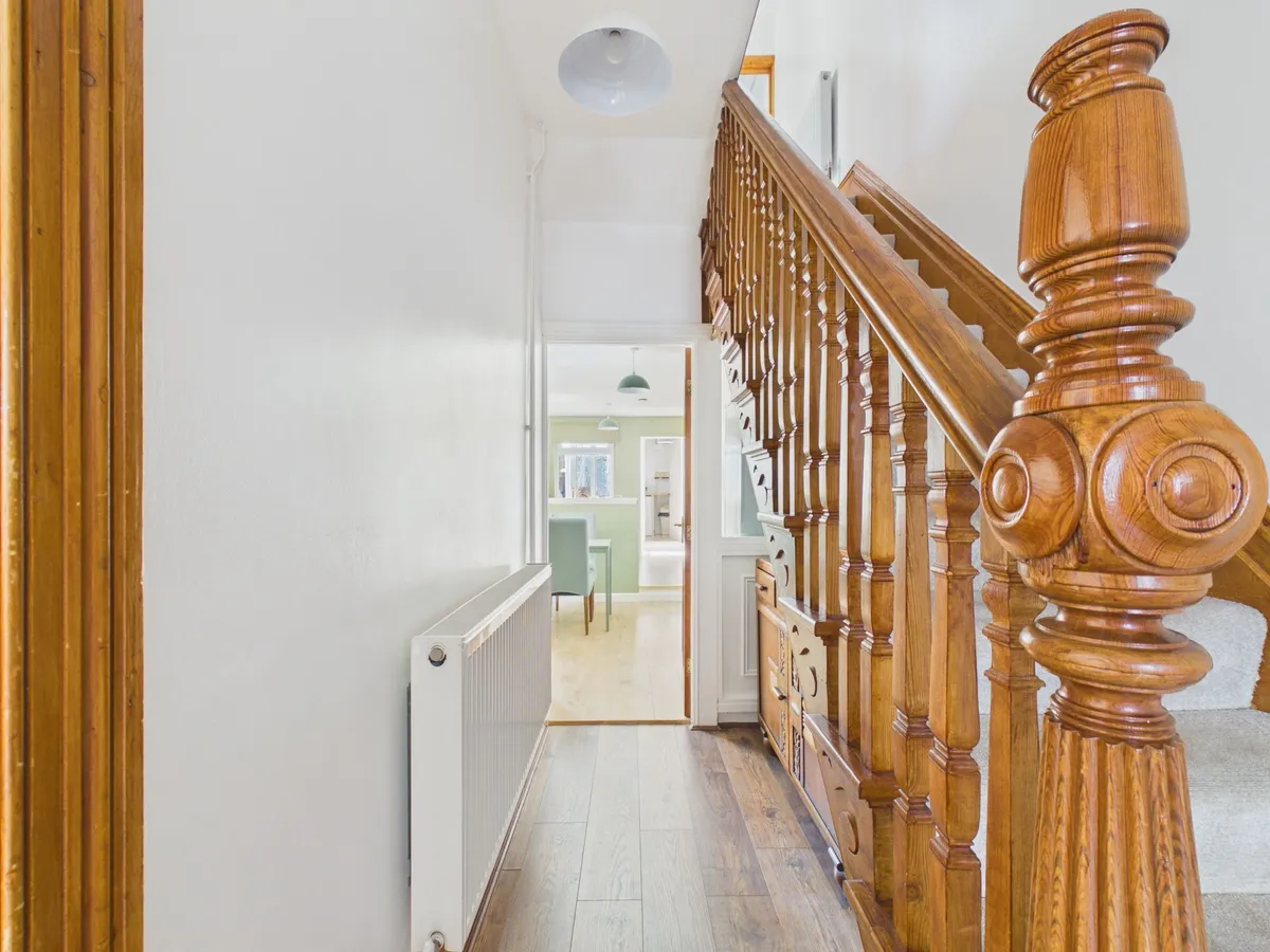 Park Crescent, Barry, CF62