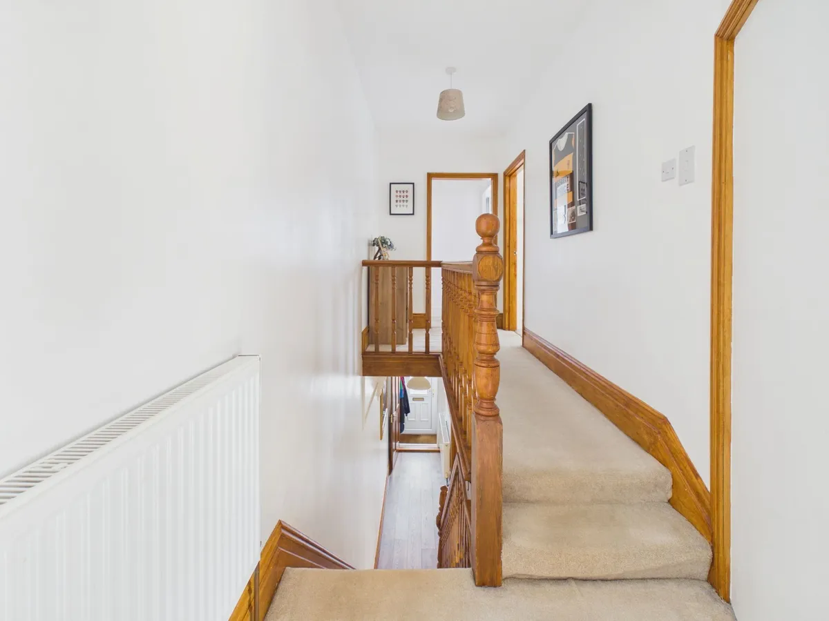 Park Crescent, Barry, CF62