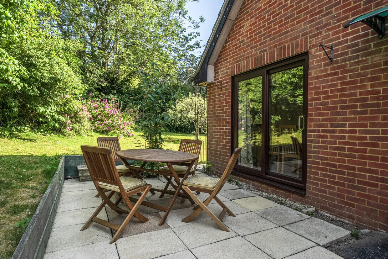 Hughes Close, Marlborough, SN8 photo 6