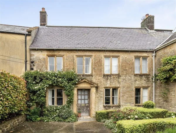 Fleet Street, Beaminster, DT8 photo 1