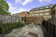 Hawthorne Place, EPSOM