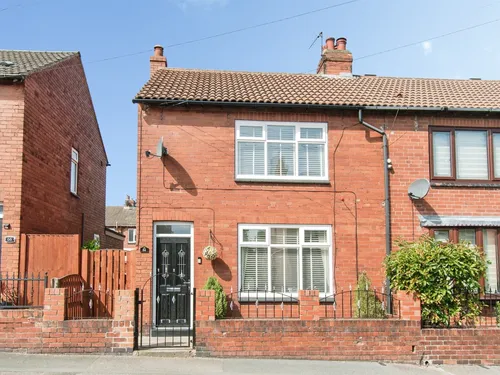 Joffre Avenue, CASTLEFORDphoto