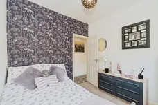 Joffre Avenue, CASTLEFORD