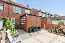 Joffre Avenue, CASTLEFORD