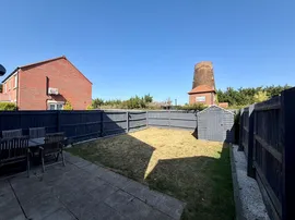 Cornmill Close, Farcet, Peterborough thumb 2