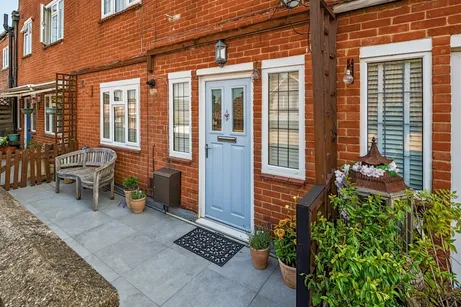 Chobham Road, Sunningdale, SL5