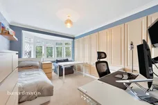 Collingwood Avenue, Surbiton