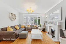 Collingwood Avenue, Surbiton
