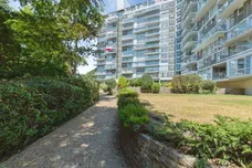 Admirals Walk, Bournemouth