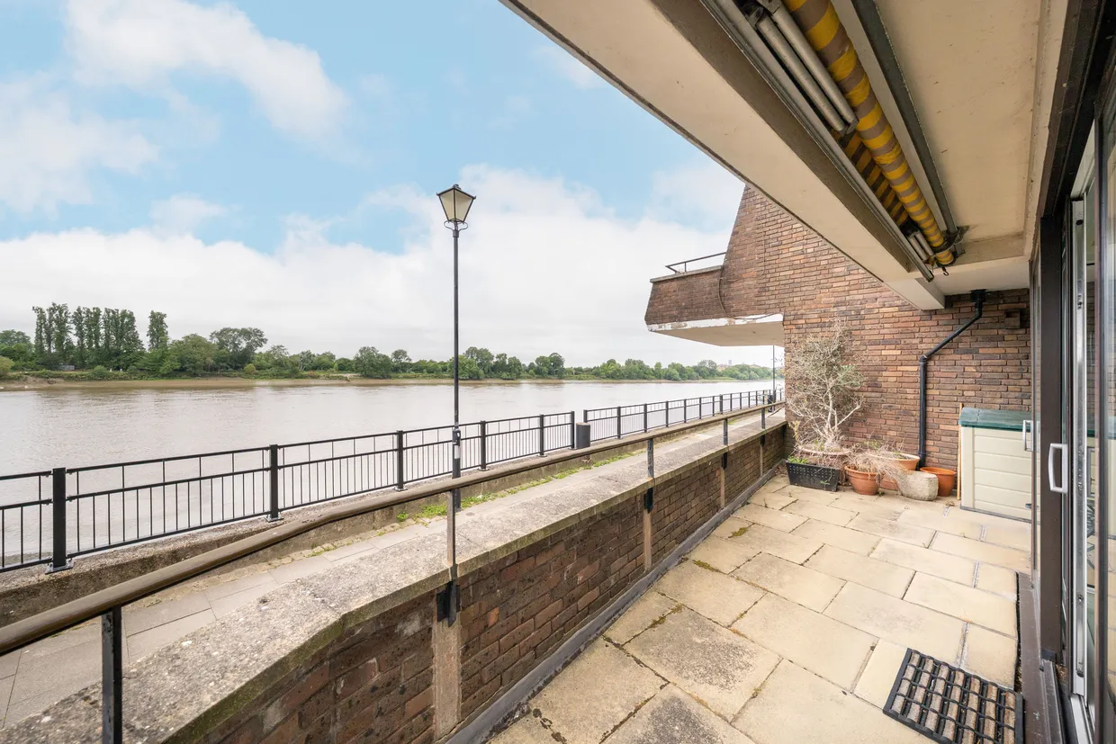 Stevenage Road, London, SW6 photo 18