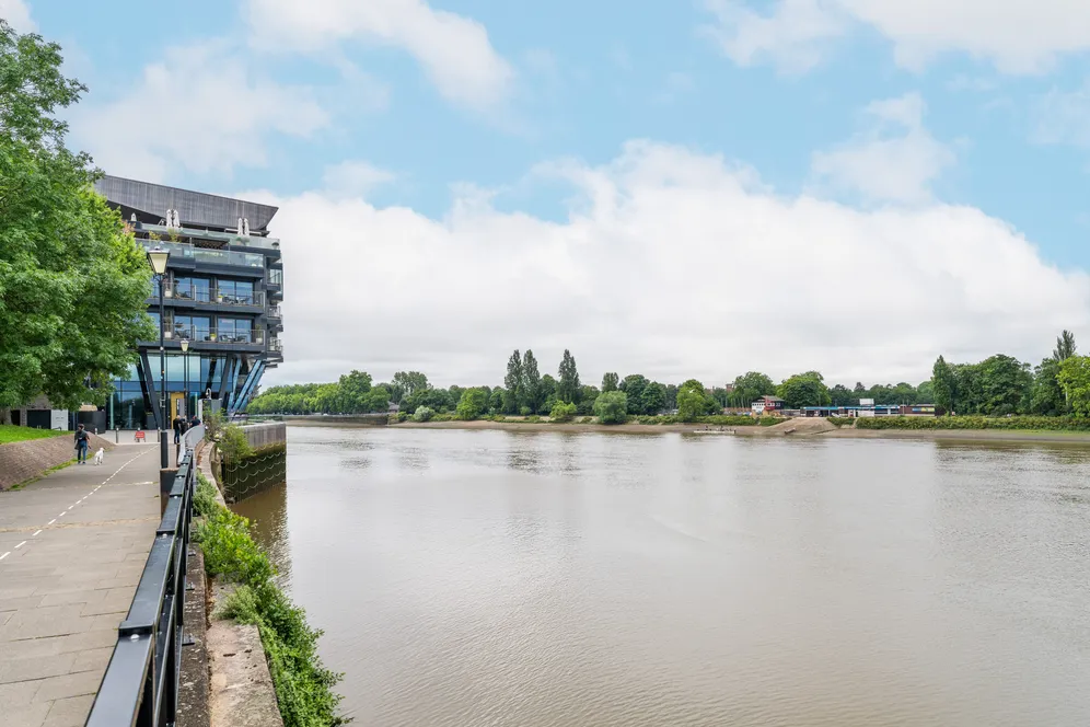 Stevenage Road, London, SW6 photo 17
