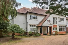 Old Woking Road, West Byfleet, KT14 photo 1