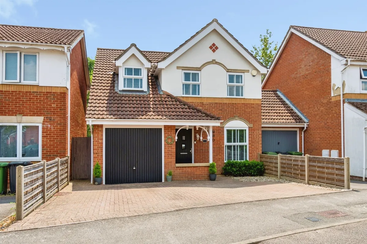 Adams Close, Hedge End, Southampton
