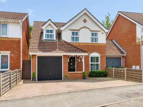 Adams Close, Hedge End, Southamptonphoto