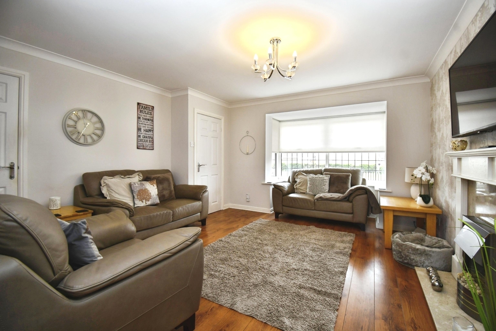 Kestrel Avenue, Hull Image 5