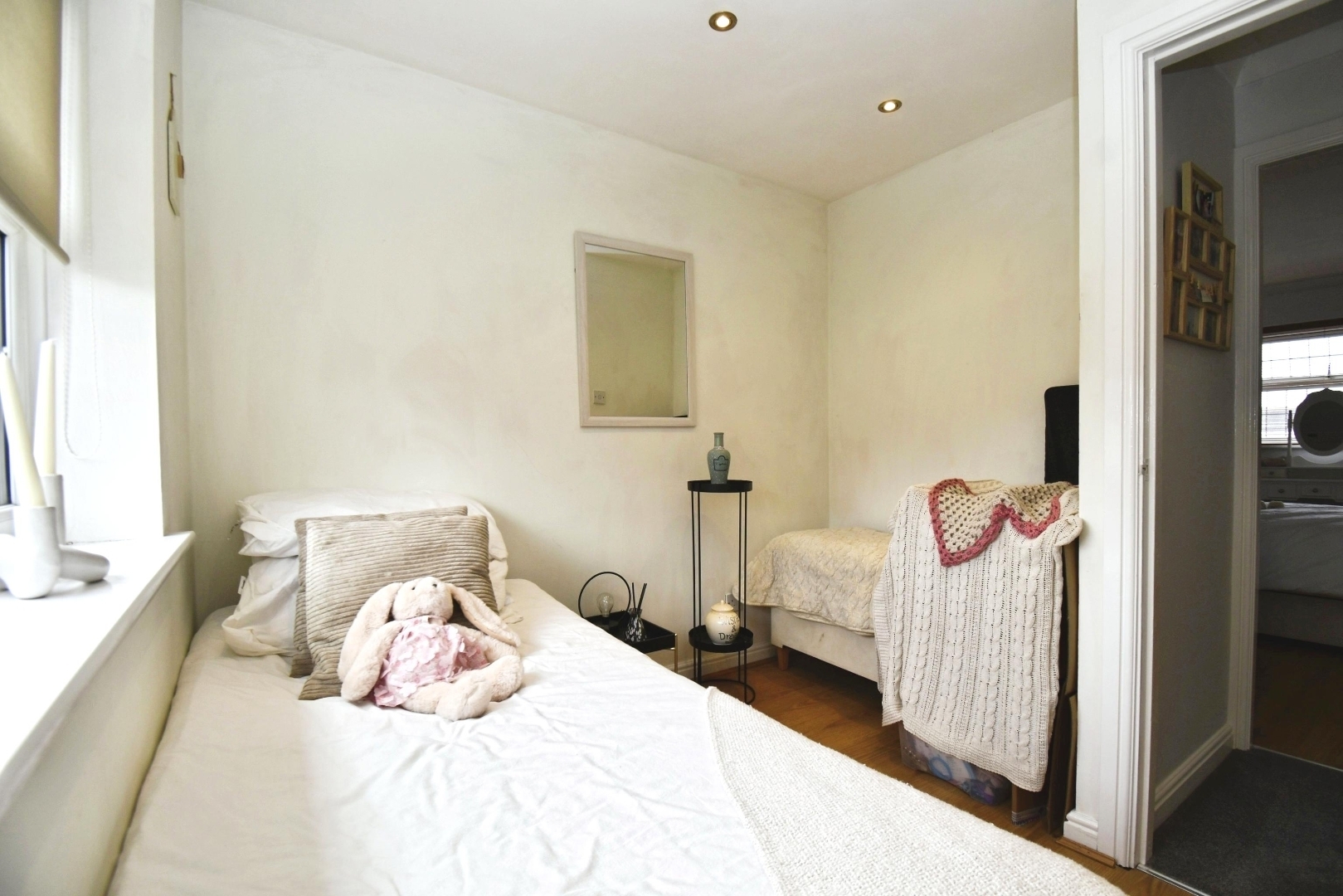 Kestrel Avenue, Hull Image 25
