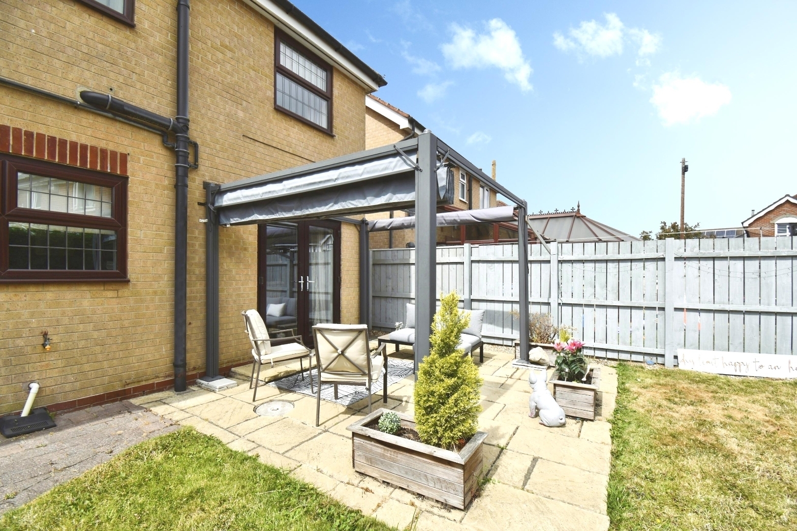 Kestrel Avenue, Hull Image 29