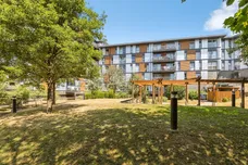 Commonwealth Drive, Crawley