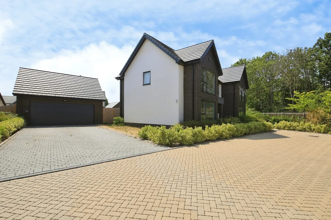 Property photo 24