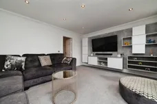 Salix Court, HULL