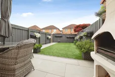 Salix Court, HULL