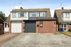 Leaders Way, Newmarket