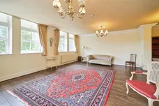 Lady Lane, Bingley