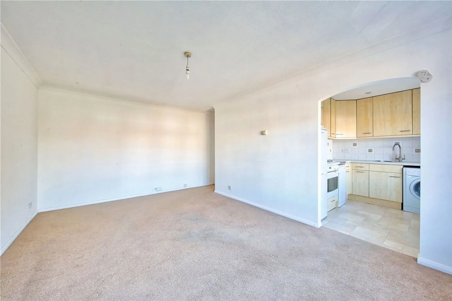 Bonser Road, Strawberry Hill, TW1 photo 3