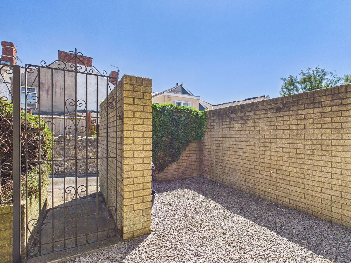 St. Nicholas Road, Barry, CF62