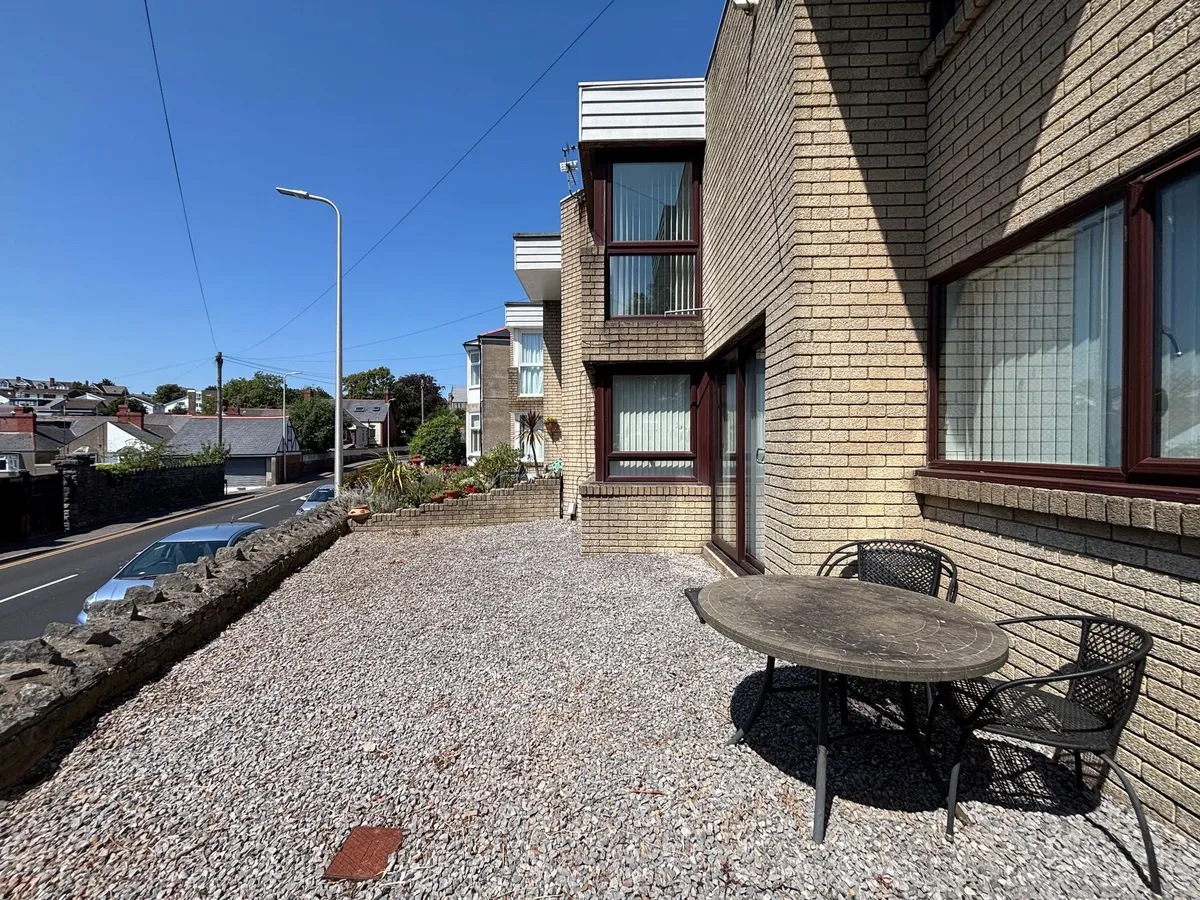 St. Nicholas Road, Barry, CF62