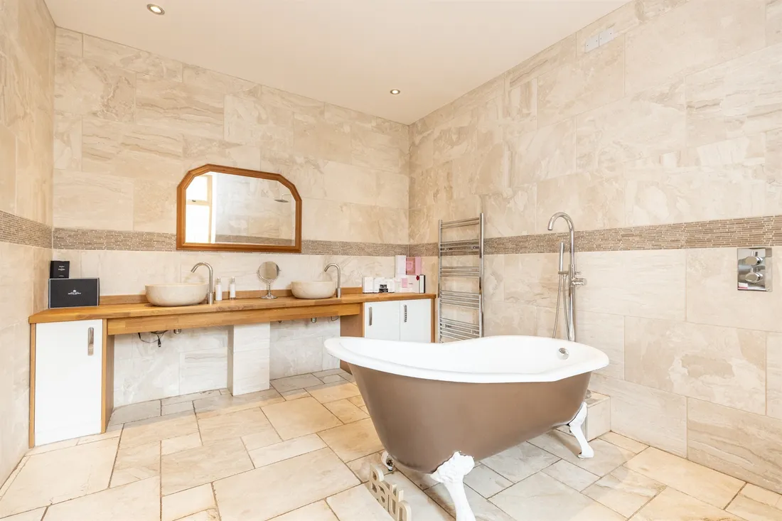 Property photo 23